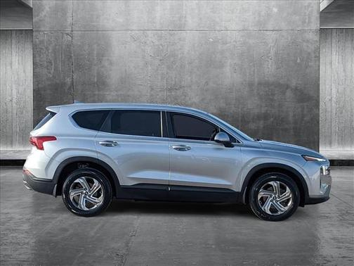 2022 Hyundai SANTA FE SE