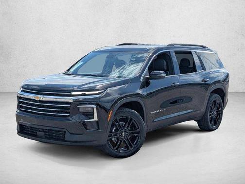 Mosaic Black Metallic 2026 Chevrolet Traverse LT