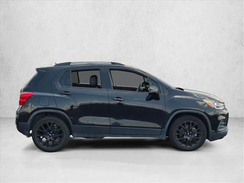 Mosaic Black Metallic 2021 Chevrolet Trax LT
