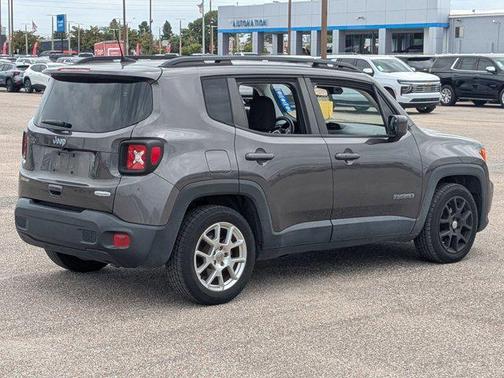 Granite Crystal Metallic Clearcoat 2019 Jeep Renegade Latitude