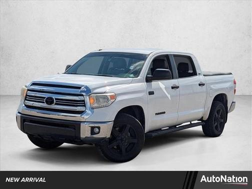 2017 Toyota Tundra SR5