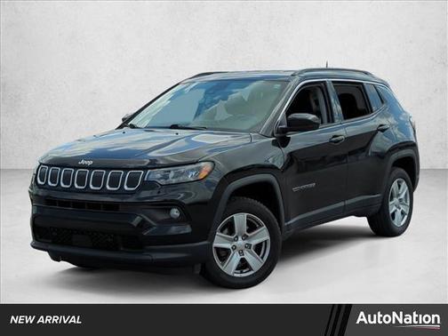 Diamond Black Crystal Pearlcoat 2022 Jeep Compass Latitude