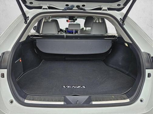 Wind Chill Pearl 2024 Toyota Venza Limited