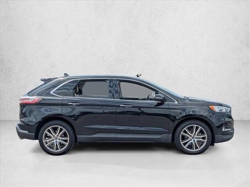 Agate Black 2020 Ford Edge Titanium