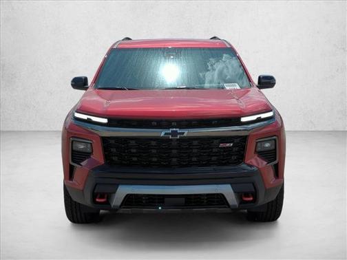 Radiant Red Tintcoat 2026 Chevrolet Traverse AWD Z71