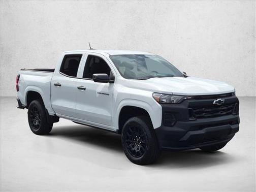 Summit White 2026 Chevrolet Colorado WT