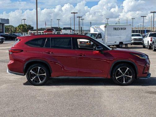 2021 Toyota Highlander XSE