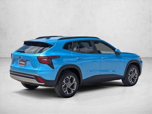 Marina Blue Metallic 2026 Chevrolet Trax LT