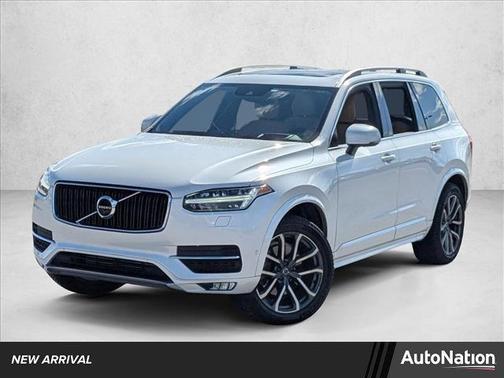 2019 Volvo XC90 T6 Momentum