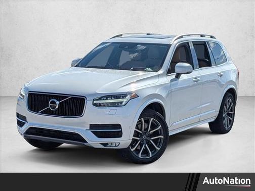 2019 Volvo XC90 T6 Momentum