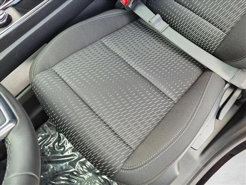 Mosaic Black Metallic 2026 Chevrolet Equinox 1LT