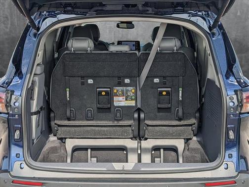 2024 Toyota Sienna XLE 8 Passenger