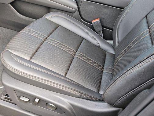 2026 Chevrolet Suburban High Country, RWD