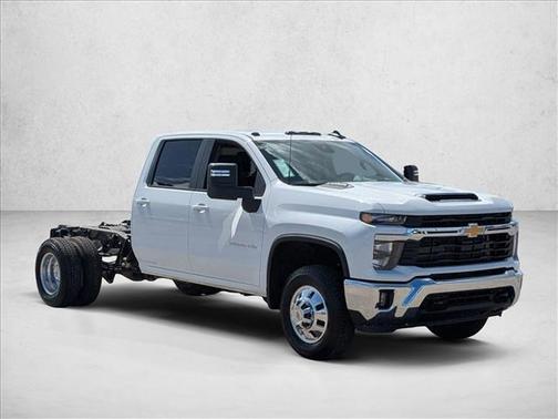 2026 Chevrolet Silverado 3500 LT