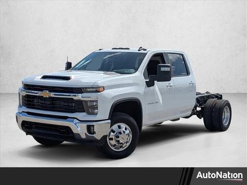 2026 Chevrolet Silverado 3500 LT