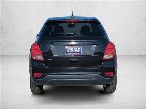 Mosaic Black Metallic 2020 Chevrolet Trax LS