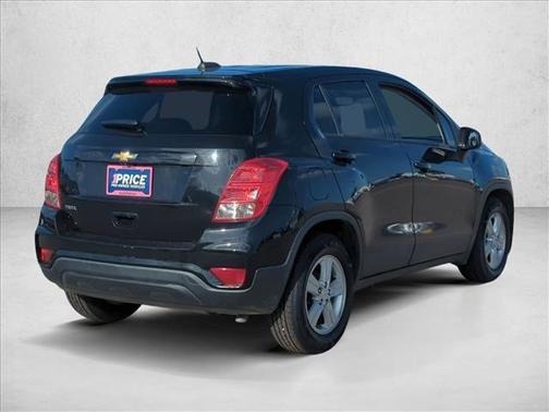 Mosaic Black Metallic 2020 Chevrolet Trax LS