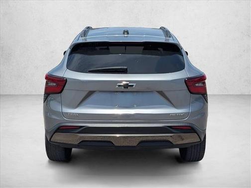 Sterling Gray Metallic 2024 Chevrolet Trax FWD ACTIV