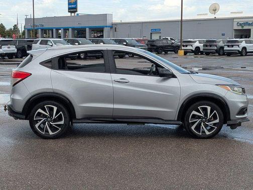 Lunar Silver Metallic 2019 Honda HR-V Sport