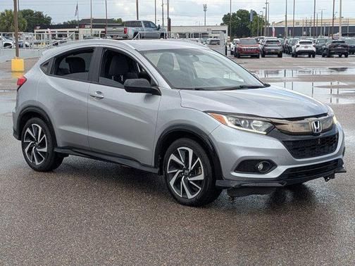 Lunar Silver Metallic 2019 Honda HR-V Sport