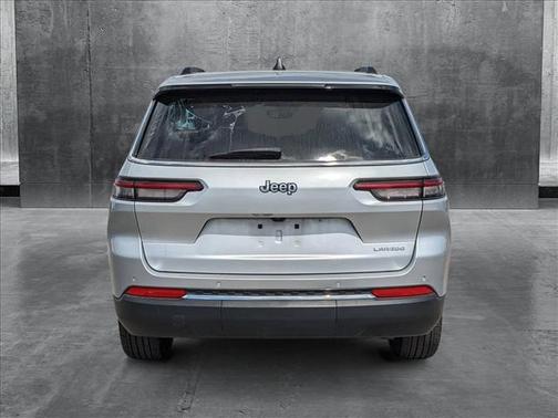 2023 Jeep Grand Cherokee L Laredo