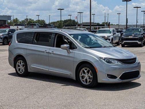 2019 Chrysler Pacifica Limited