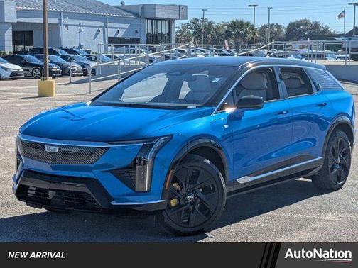 2025 Cadillac OPTIQ Luxury 1 AWD