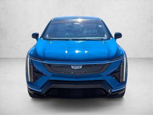 2025 Cadillac OPTIQ Luxury 1 AWD