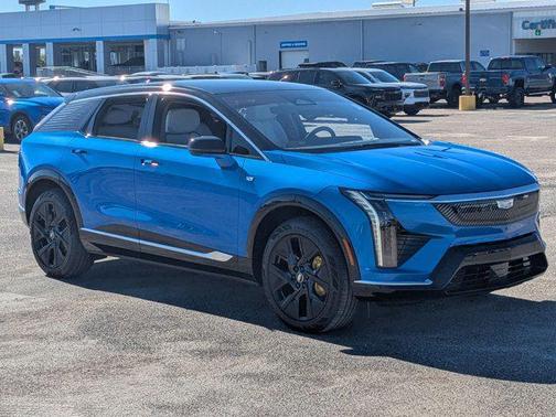 2025 Cadillac OPTIQ Luxury 1 AWD