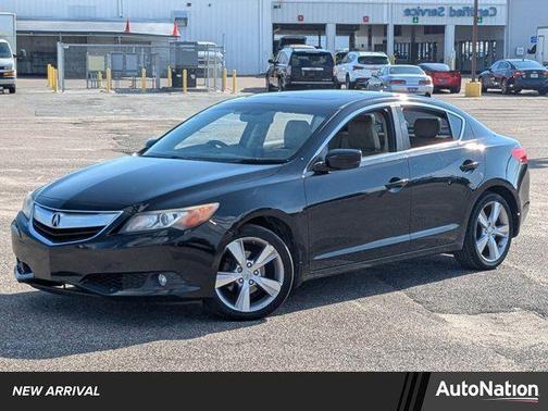 2013 Acura ILX 2.0L w/Premium Package