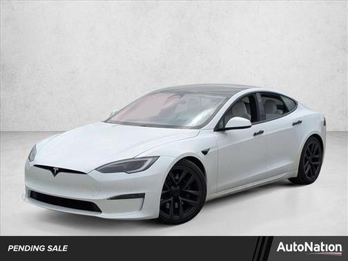 Pearl White Multi-Coat 2023 Tesla Model S AWD