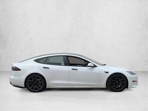 Pearl White Multi-Coat 2023 Tesla Model S AWD