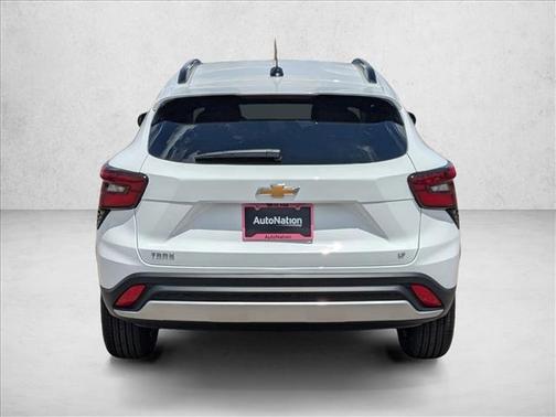 Summit White 2026 Chevrolet Trax LT