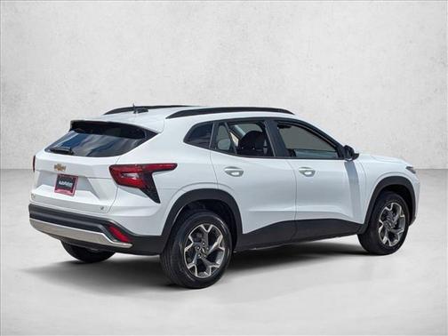 Summit White 2026 Chevrolet Trax LT