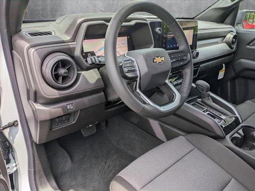 2025 Chevrolet Colorado WT