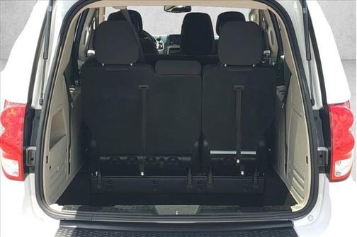 White Knuckle Clearcoat 2018 Dodge Grand Caravan SE