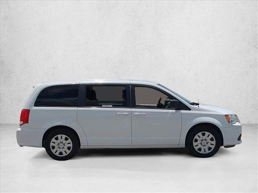 White Knuckle Clearcoat 2018 Dodge Grand Caravan SE