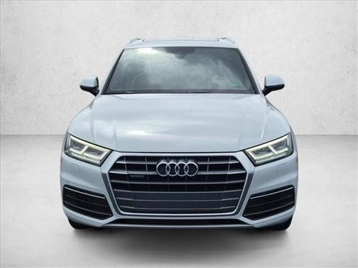 Glacier White Metallic 2020 Audi Q5 45 Premium Plus
