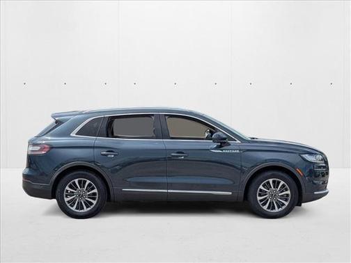 2021 Lincoln Nautilus Reserve