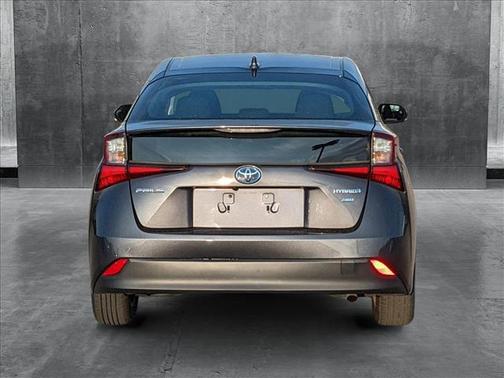 2022 Toyota Prius L