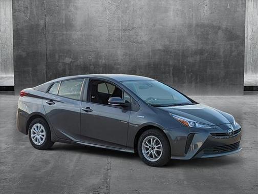 2022 Toyota Prius L