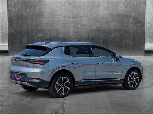 2025 Chevrolet Equinox EV LT