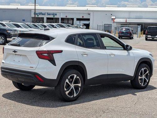 2024 Chevrolet Trax FWD 1RS