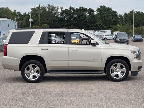 Champagne Silver Metallic 2016 Chevrolet Tahoe LT