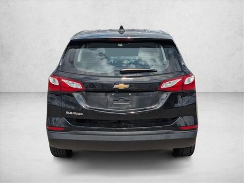 Mosaic Black Metallic 2021 Chevrolet Equinox LS