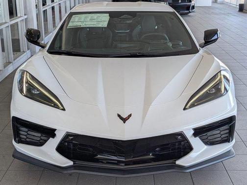 2026 Chevrolet Corvette Stingray w/2LT