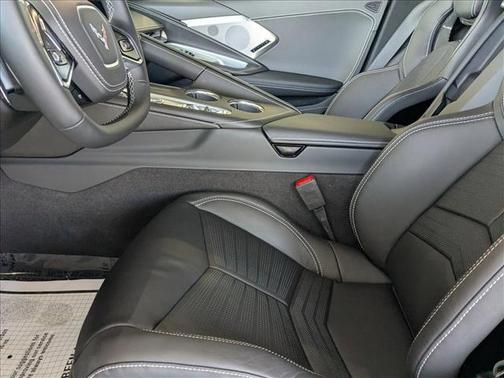 2026 Chevrolet Corvette Stingray w/2LT