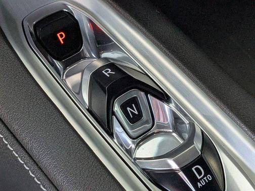 2026 Chevrolet Corvette Stingray w/2LT