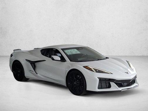 Arctic White 2026 Chevrolet Corvette Z06