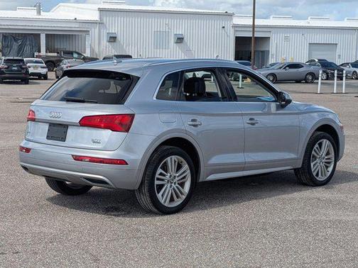 2018 Audi Q5 2.0T Premium Plus